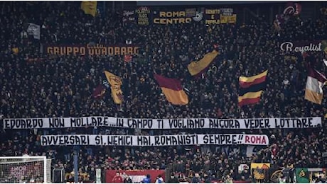 ROMA, La Curva omaggia Bove con degli striscioni