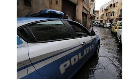 Napoli, 18enne ucciso da colpo di pistola: cugino fermato per detenzione arma