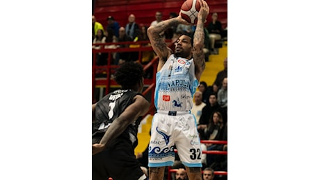 Pullen e Green rilanciano Napoli! Tortona al tappeto 92-83, le pagelle