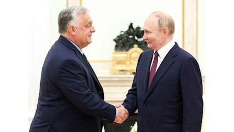 Orbán ospite scomodo. Dopo la visita a Putin attacca ancora la Nato: Vogliono la guerra