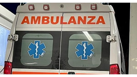 Versilia, camion tampona il pulmino della squadra giovanile dell'Empoli: 4 feriti