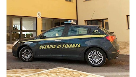 Assalto armato a Sassari, Usif: «Auto della GdF non blindate, tragedia evitata solo per caso»